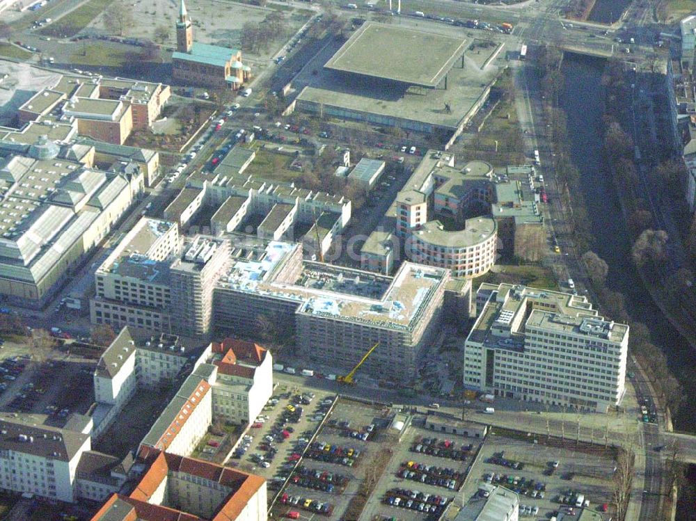 Luftbild Berlin - Baustelle Maritim-Hotel in Berlin-Tiergarten