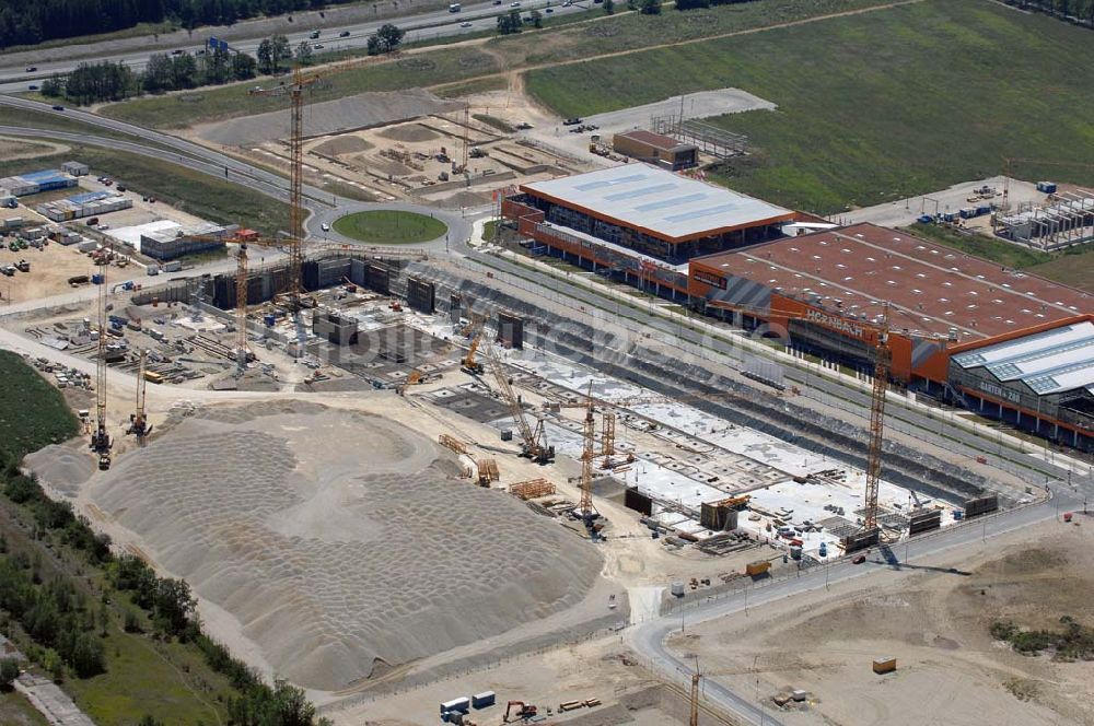 Luftbild München - Baustelle des Möbelhauses Höffner an der Hans-Steinkohl-Strasse im Südwesten Münchens