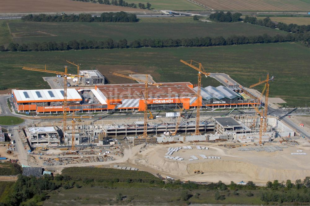 Luftbild MÜNCHEN - Baustelle des Möbelhauses Höffner an der Hans-Steinkohl-Strasse im Südwesten Münchens