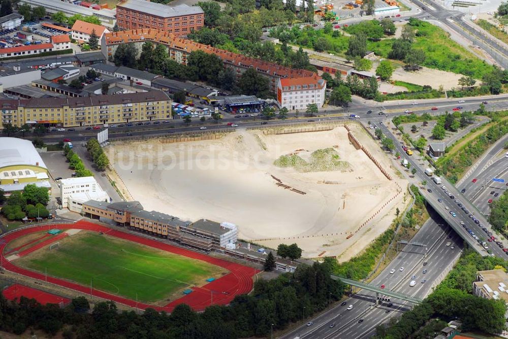 Luftbild Berlin - Baustelle des Möbelhauses Höffner am Sachsendamm