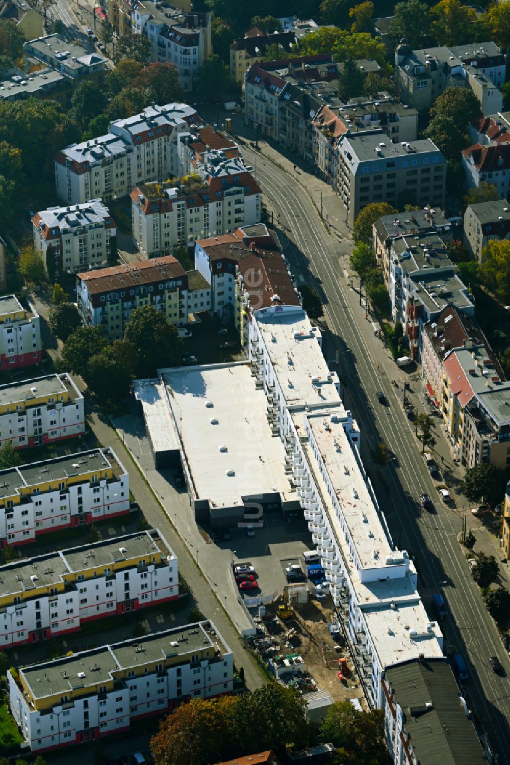 Berlin von oben - Baustelle Mehrfamilienhaussiedlung Dietzgenstraße mit Aldi Supermarkt im Ortsteil Niederschönhausen in Berlin, Deutschland