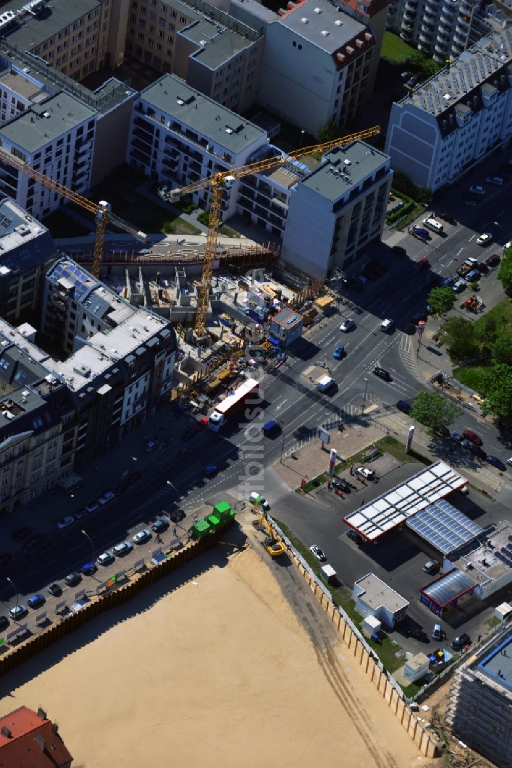 Luftbild Berlin - Baustelle des Merika-Hotel in der Chausseestraße im Stadtbezirk Mitte von Berlin