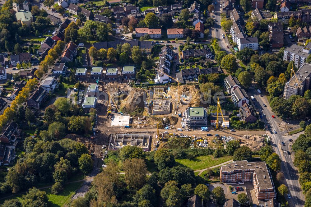 Luftbild Essen - Baustelle Mischbebauung eines Wohngebiets mit Mehrfamilienhäusern und Einfamilienhäusern in Essen im Bundesland Nordrhein-Westfalen, Deutschland