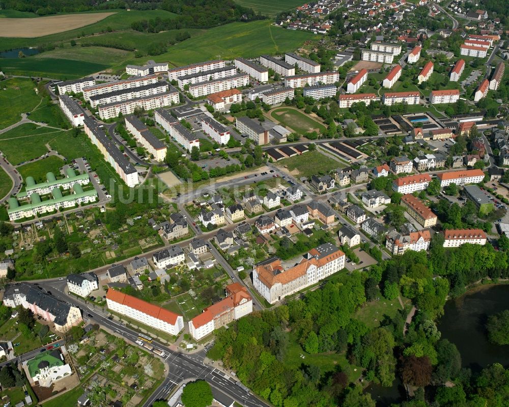 Lauenhain von oben - Baustelle Mischbebauung eines Wohngebiets mit Mehrfamilienhäusern und Einfamilienhäusern in Lauenhain im Bundesland Sachsen, Deutschland