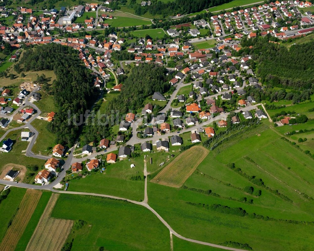 Neufra von oben - Baustelle Mischbebauung eines Wohngebiets mit Mehrfamilienhäusern und Einfamilienhäusern in Neufra im Bundesland Baden-Württemberg, Deutschland