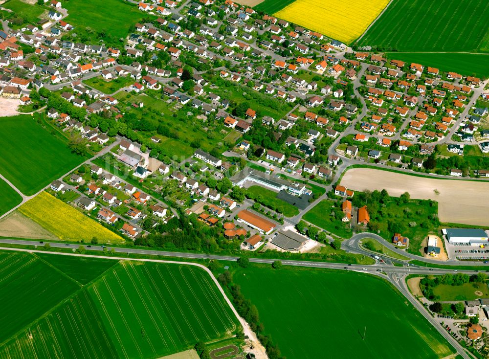 Oberdischingen von oben - Baustelle Mischbebauung eines Wohngebiets mit Mehrfamilienhäusern und Einfamilienhäusern in Oberdischingen im Bundesland Baden-Württemberg, Deutschland