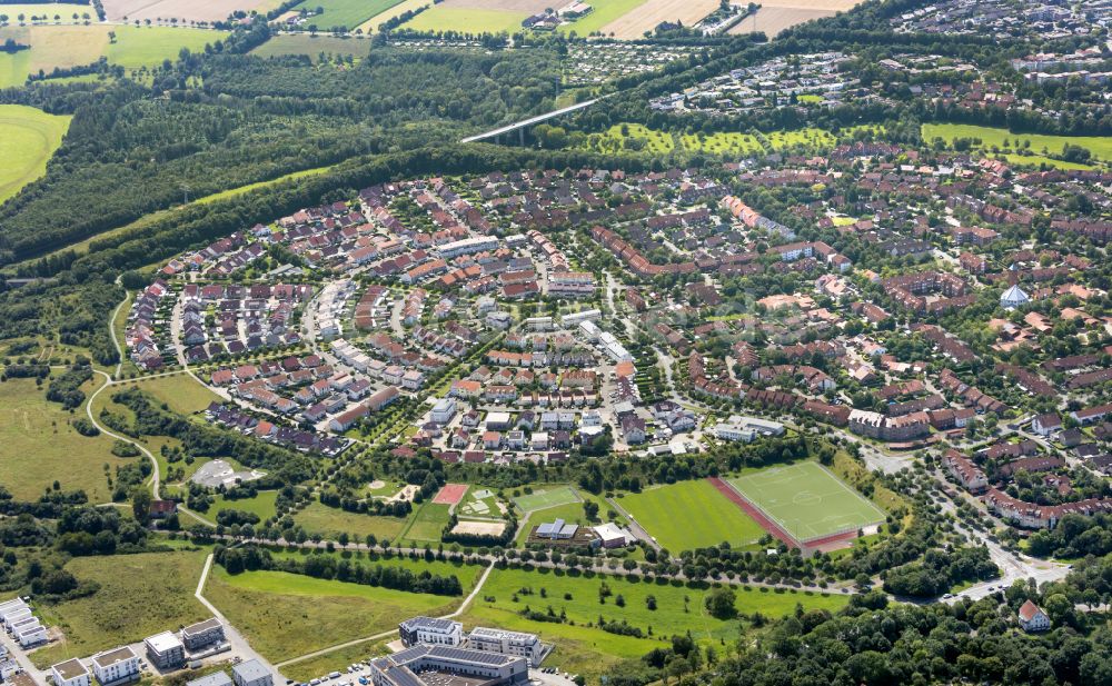 Luftaufnahme Paderborn - Baustelle Mischbebauung eines Wohngebiets mit Mehrfamilienhäusern und Einfamilienhäusern in Paderborn im Bundesland Nordrhein-Westfalen, Deutschland