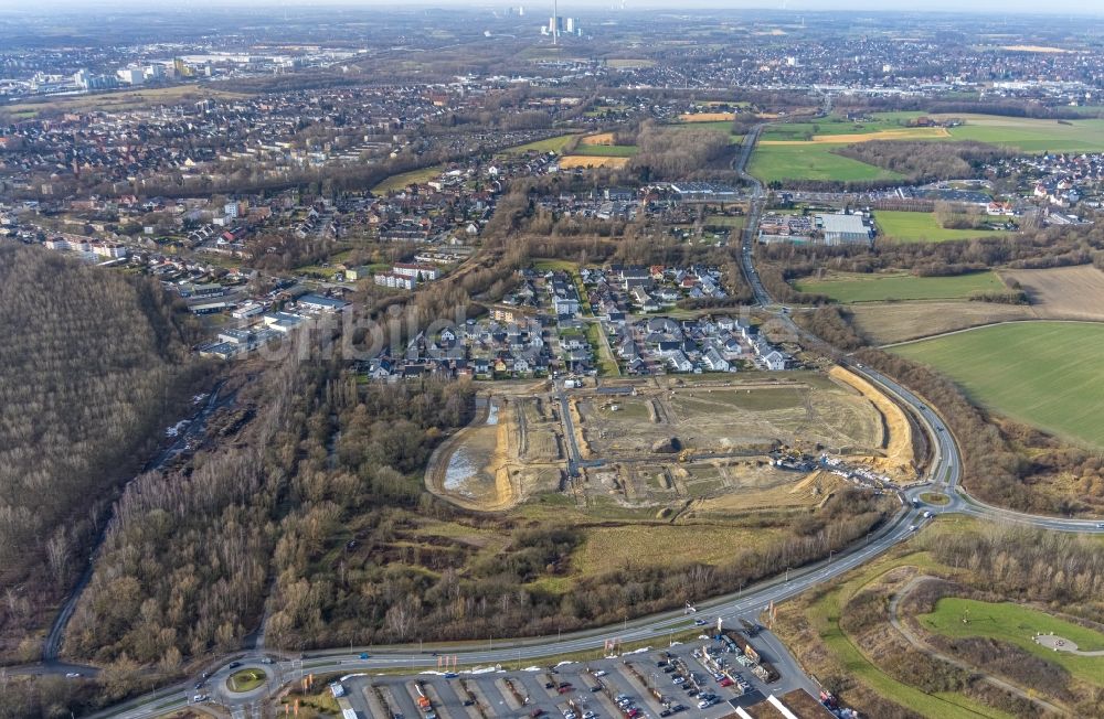 Hamm aus der Vogelperspektive: Baustelle Mischbebauung eines Wohngebiets mit Mehrfamilienhäusern und Einfamilienhäusern am Sachsenring in Hamm im Bundesland Nordrhein-Westfalen, Deutschland