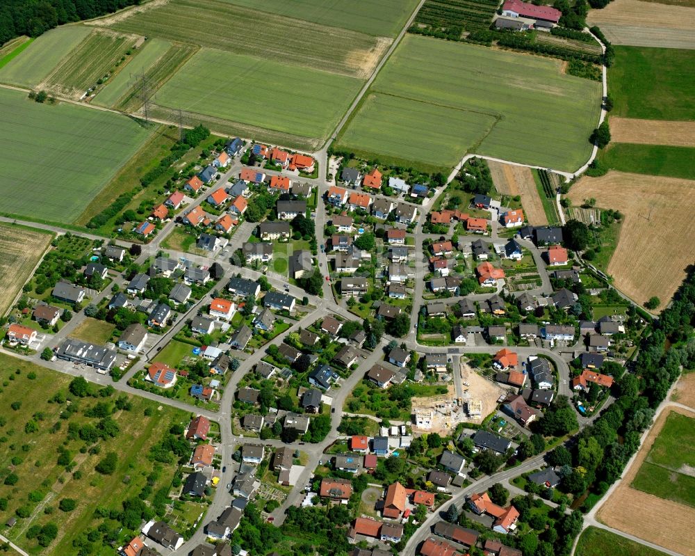 Weitenung von oben - Baustelle Mischbebauung eines Wohngebiets mit Mehrfamilienhäusern und Einfamilienhäusern in Weitenung im Bundesland Baden-Württemberg, Deutschland