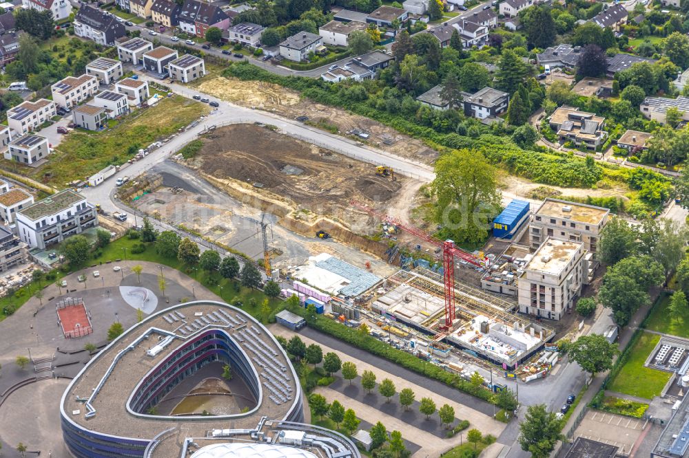 Luftbild Bochum - Baustelle Mischbebauung eines Wohngebiets mit Mehrfamilienhäusern Quartier 47 und Einfamilienhäusern an der Querenburger Straße in Bochum im Bundesland Nordrhein-Westfalen, Deutschland