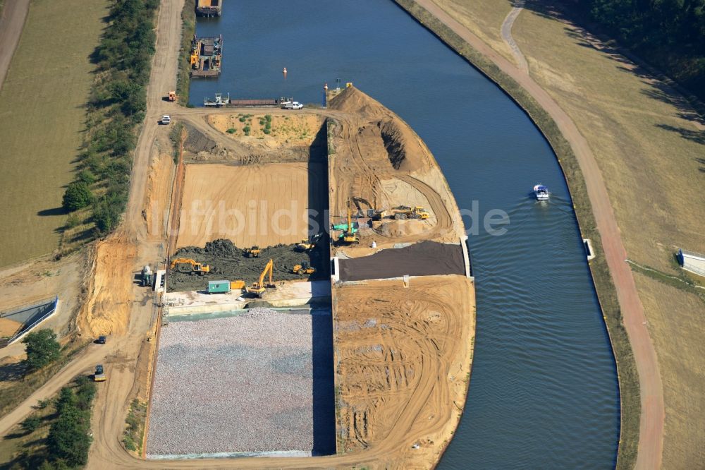 Wolmirstedt von oben - Baustelle am Mittellandkanal bei Wolmirstedt in Sachsen-Anhalt