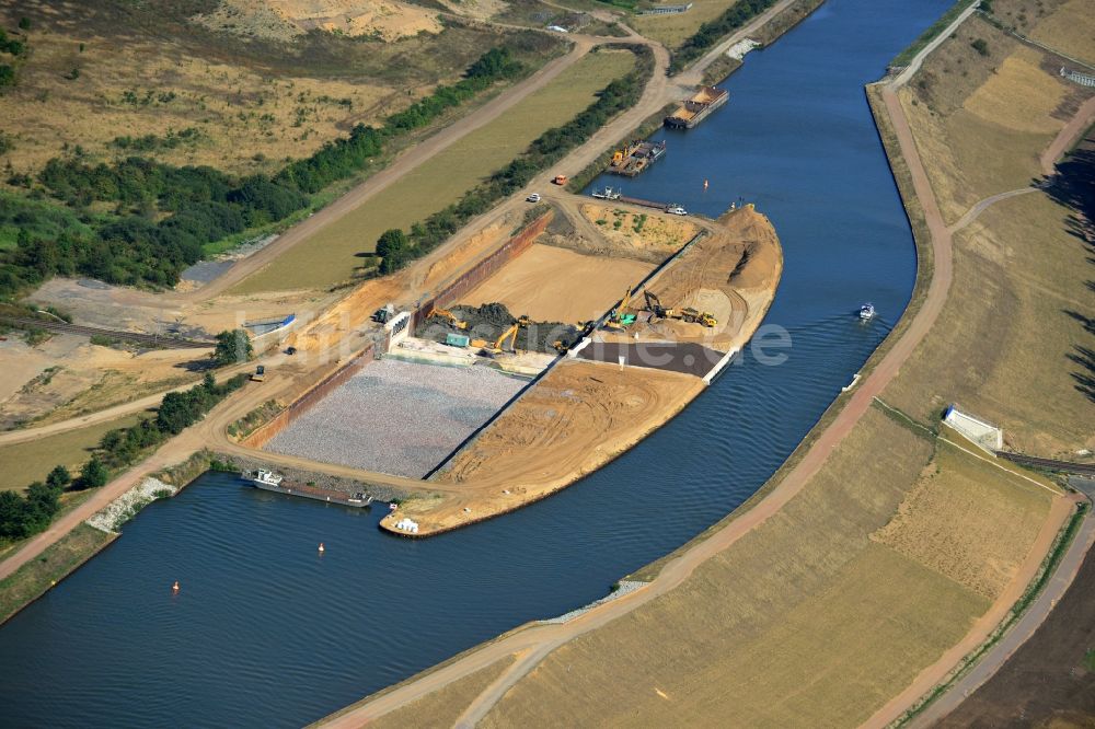 Wolmirstedt aus der Vogelperspektive: Baustelle am Mittellandkanal bei Wolmirstedt in Sachsen-Anhalt