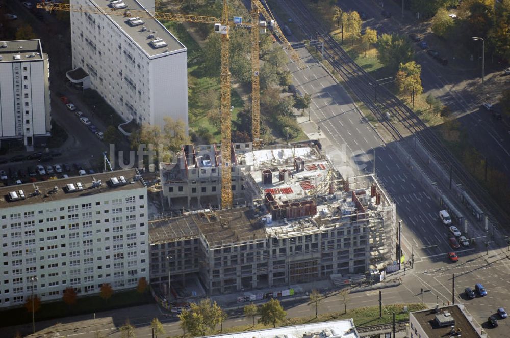 Berlin von oben - Baustelle Mollstraße Ecke Otto-Braun-Straße