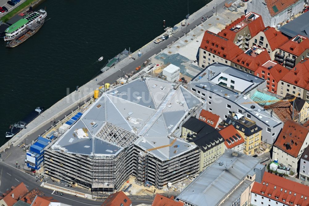 Luftaufnahme Regensburg - Baustelle am Museums- Gebäude- Ensemble Museum der Bayerischen Geschichte in Regensburg im Bundesland Bayern, Deutschland