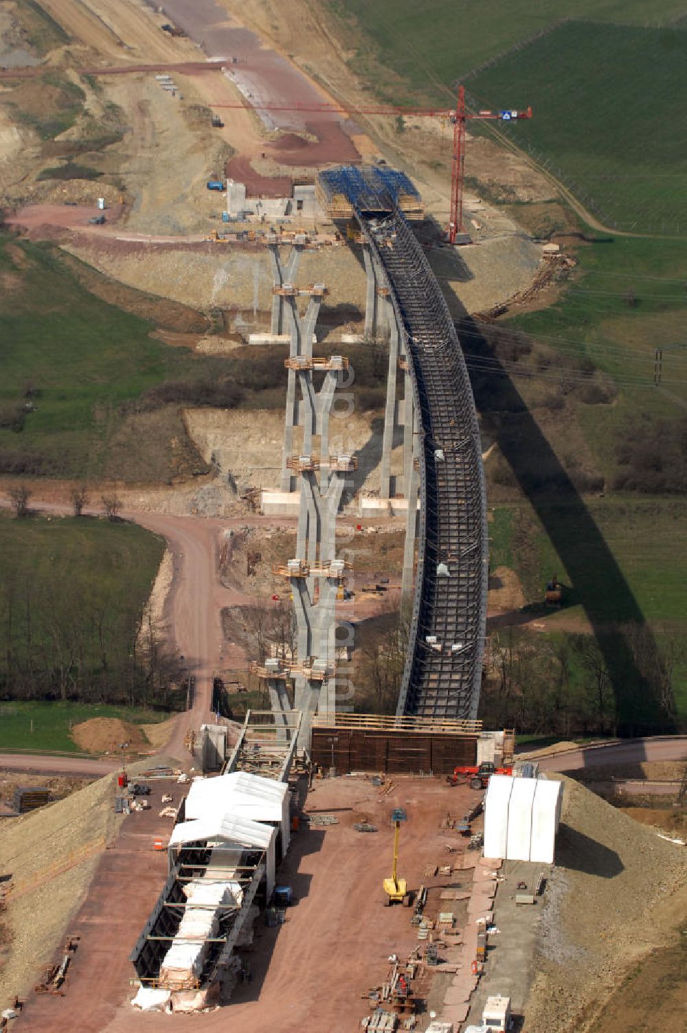 Luftaufnahme Ettenhausen - Baustelle Nesseltalbrücke der A4 bei Ettenhausen