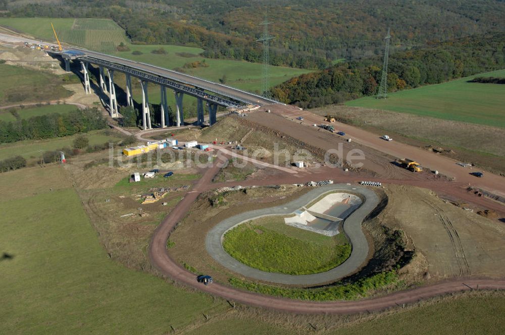 Ettenhausen von oben - Baustelle Nesseltalbrücke mit Regenrückhaltebecken bei Ettenhausen