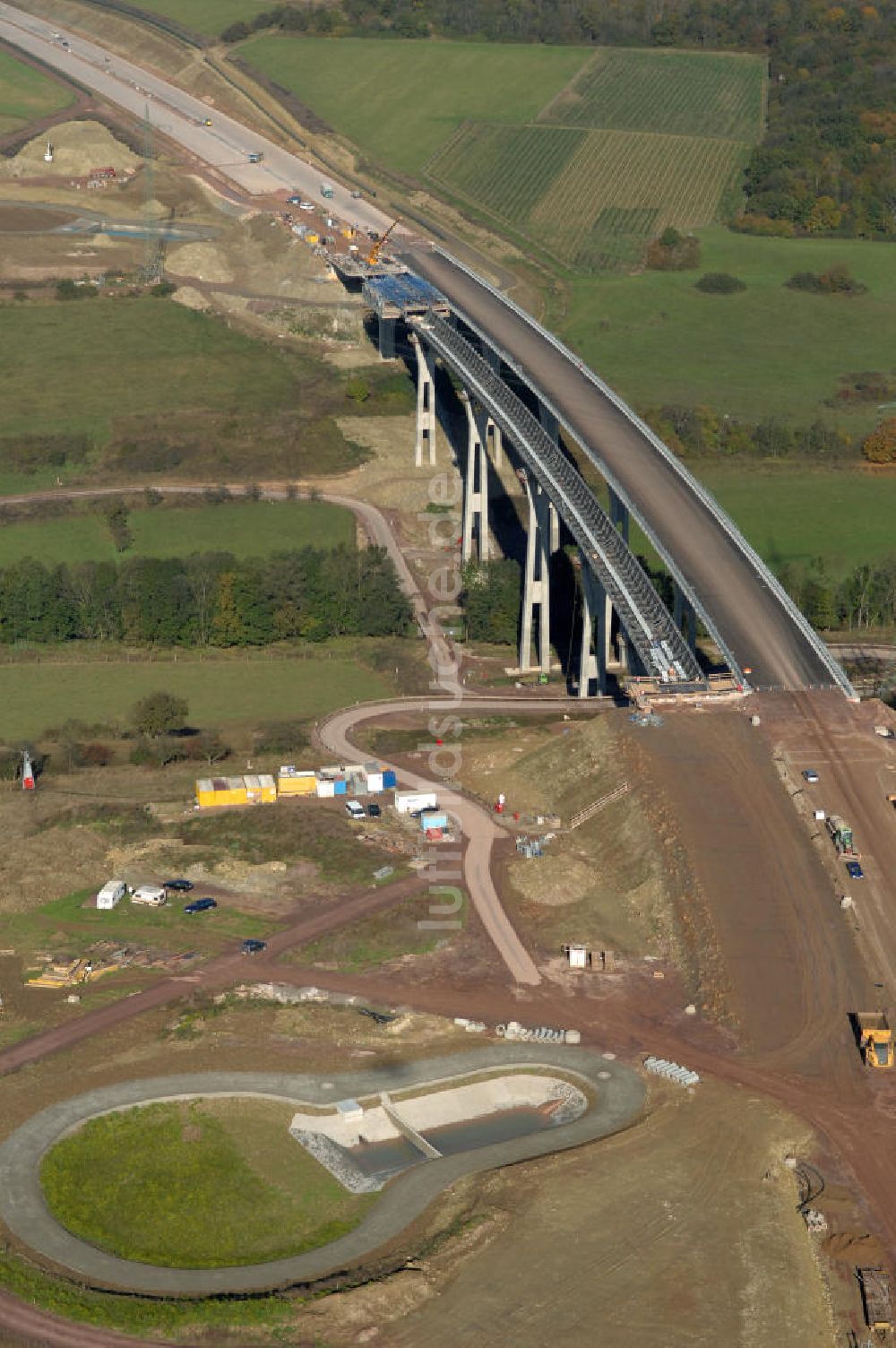 Luftbild Ettenhausen - Baustelle Nesseltalbrücke mit Regenrückhaltebecken bei Ettenhausen