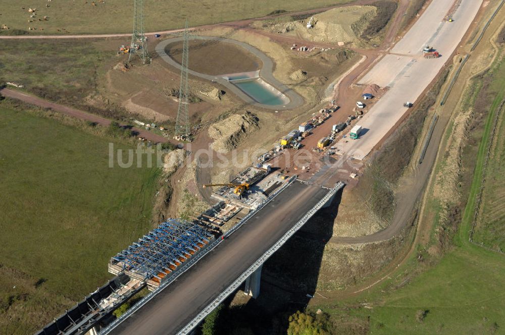 Ettenhausen aus der Vogelperspektive: Baustelle Nesseltalbrücke und Regenrückhaltebecken bei Ettenhausen