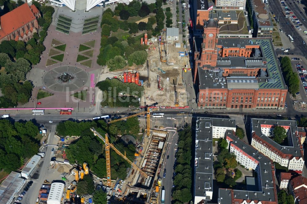 Luftaufnahme Berlin - Baustelle Neubau Bahnhof Berliner Rathaus in Berlin-Mitte