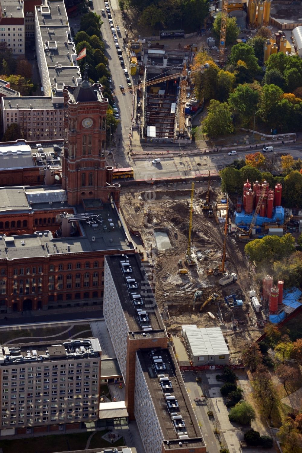 Luftaufnahme Berlin - Baustelle Neubau Bahnhof Berliner Rathaus in Berlin-Mitte