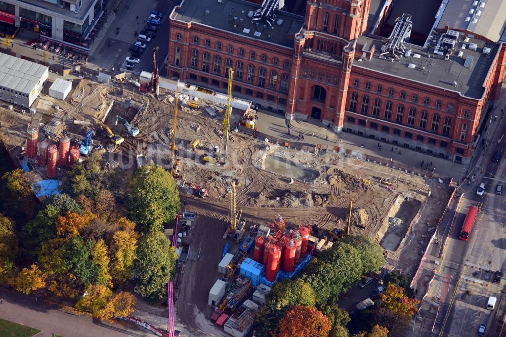 Luftbild Berlin - Baustelle Neubau Bahnhof Berliner Rathaus in Berlin-Mitte