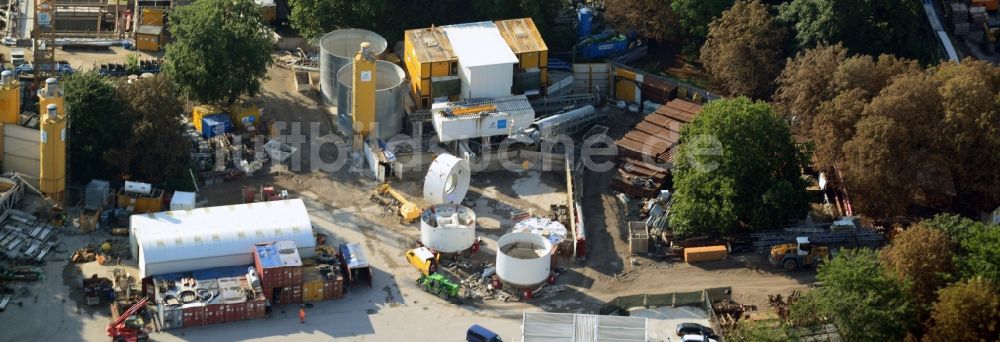 Luftbild Berlin Mitte - Baustelle Neubau U-Bahnhof - Tunnel am Bahnhof Berliner Rathaus in Berlin-Mitte