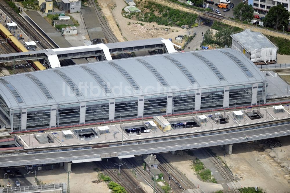 Luftbild Berlin - Baustelle vom Um- und Neubau des Berliner S-Bahnhof Ostkreuz der Deutschen Bahn