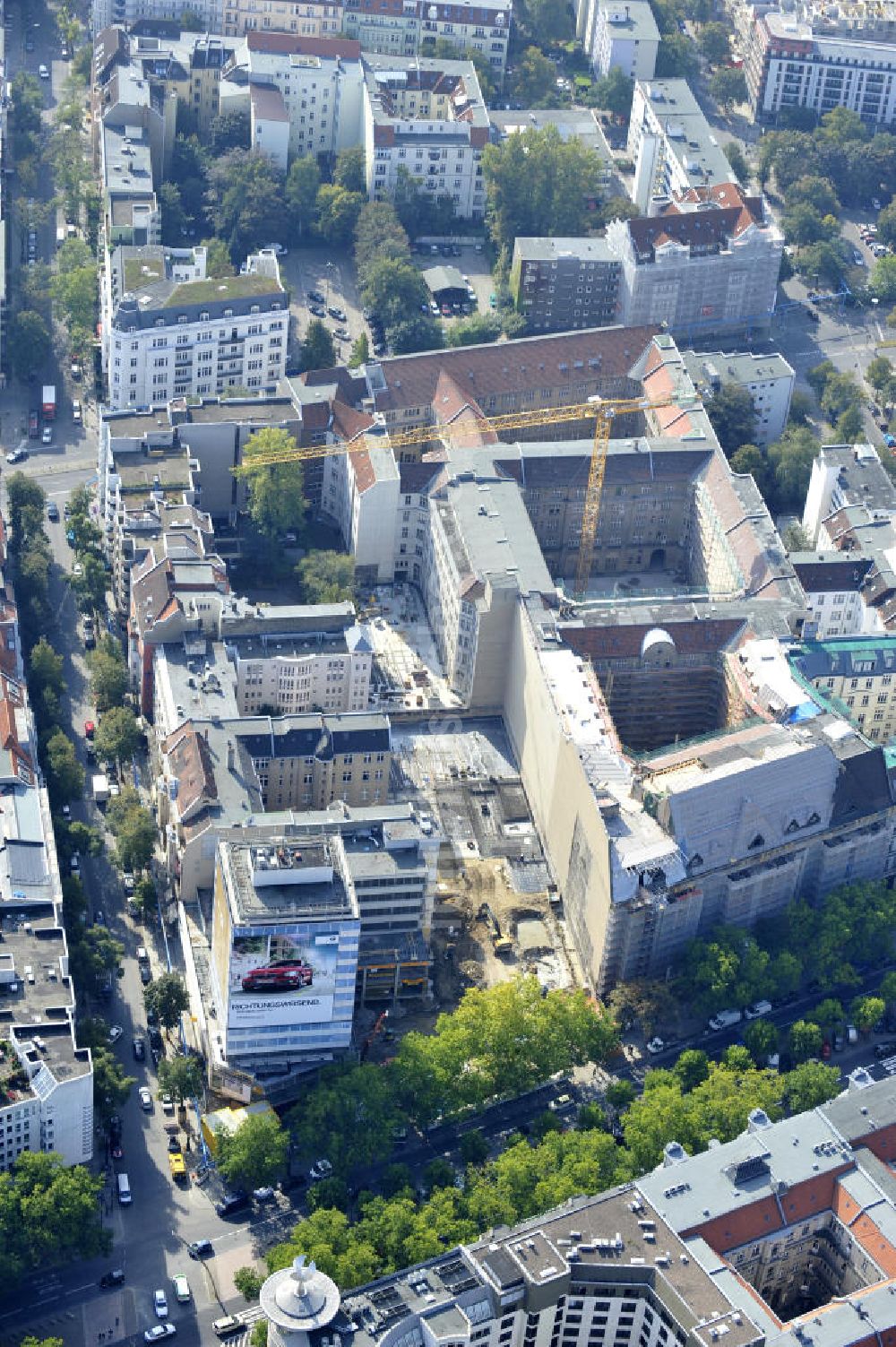 Luftaufnahme Berlin - Baustelle für den Neubau des Büro- und Geschäftshauses ? N° 195 Kudamm ? in Berlin - Charlottenburg