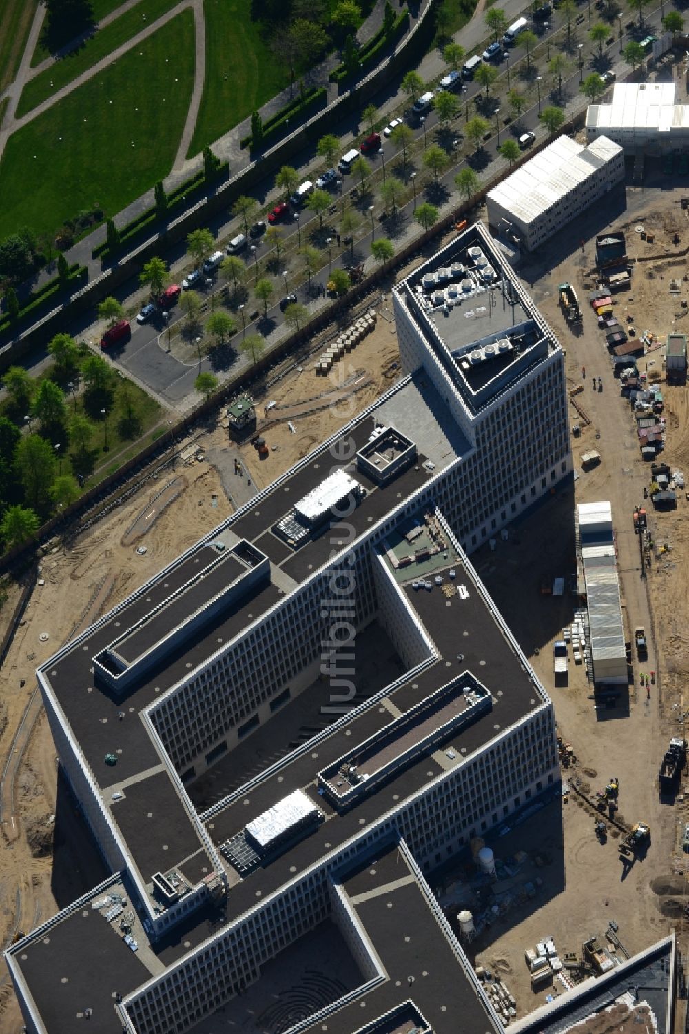 Luftbild Berlin Moabit - Baustelle für den Neubau des Bundesministeriums des Innern / Innenministerium in Berlin Moabit