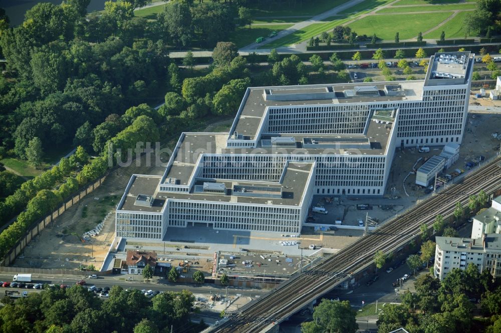 Luftbild Berlin Moabit - Baustelle für den Neubau des Bundesministeriums des Innern / Innenministerium in Berlin Moabit