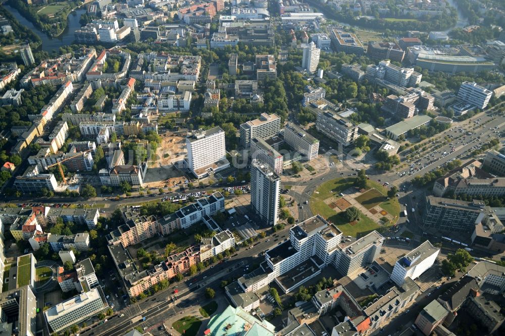 Luftbild Berlin - Baustelle für den Neubau Deutsche Bank Campus an der Otto-Suhr-Allee im Stadtteil Charlottenburg von Berlin