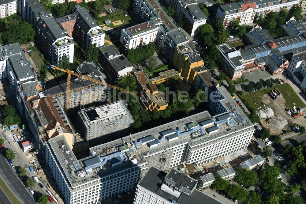 Luftbild Berlin - Baustelle für den Neubau Deutsche Bank Campus an der Otto-Suhr-Allee im Stadtteil Charlottenburg von Berlin