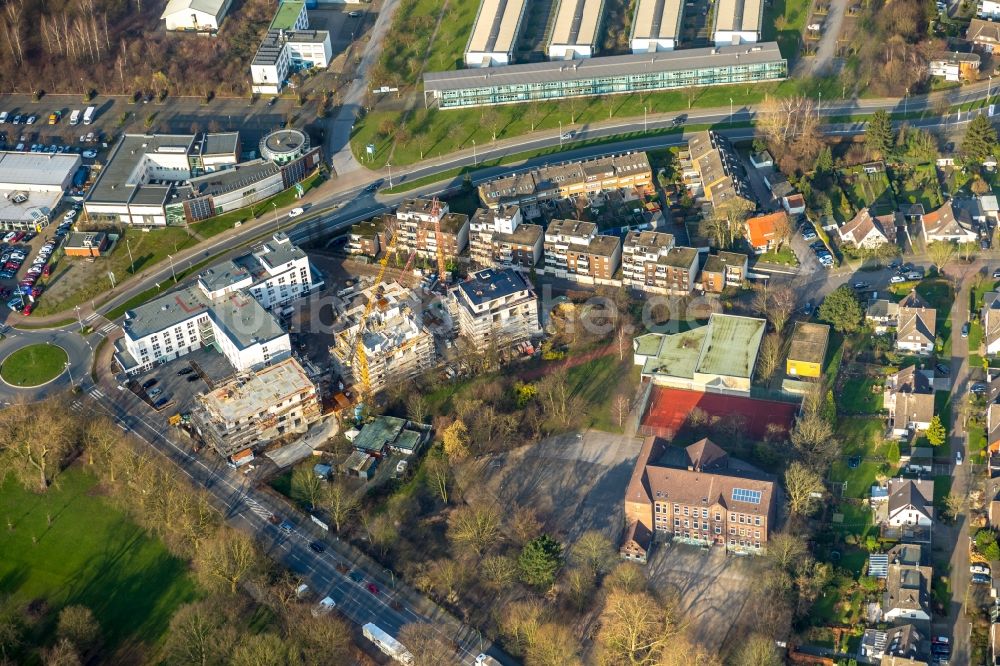 Herne aus der Vogelperspektive: Baustelle der Neubau- Gebäude des Altersheim Seniorencampus Westring -Forellstraße in Herne im Bundesland Nordrhein-Westfalen