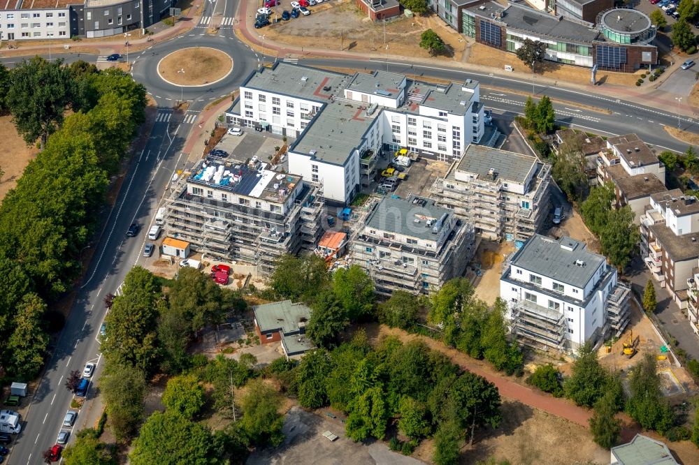 Herne aus der Vogelperspektive: Baustelle der Neubau- Gebäude des Altersheim Seniorencampus Westring -Forellstraße in Herne im Bundesland Nordrhein-Westfalen