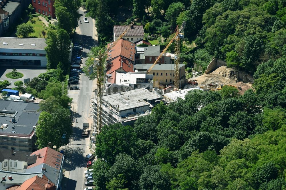 Luftaufnahme Brandenburg an der Havel - Baustelle der Neubau- Gebäude des Altersheim - Seniorenresidenz an der Bergstraße in Brandenburg an der Havel im Bundesland Brandenburg, Deutschland