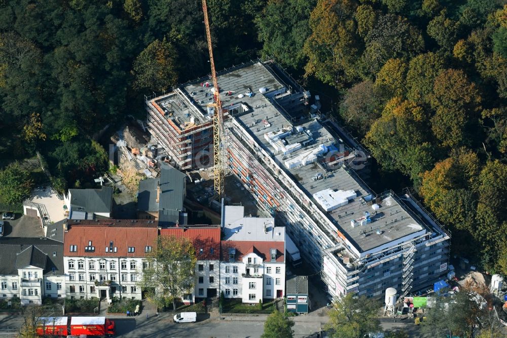 Luftbild Brandenburg an der Havel - Baustelle der Neubau- Gebäude des Altersheim - Seniorenresidenz an der Bergstraße in Brandenburg an der Havel im Bundesland Brandenburg, Deutschland