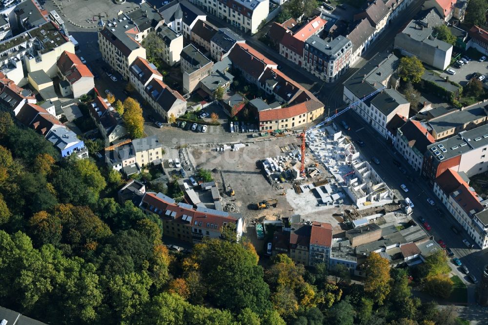 Luftaufnahme Brandenburg an der Havel - Baustelle der Neubau- Gebäude des Altersheim - Seniorenresidenz Pflegeheim Am Plauer Turm an der Plauer Straße in Brandenburg an der Havel im Bundesland Brandenburg, Deutschland