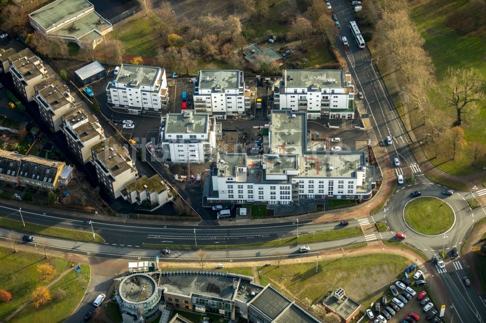 Luftaufnahme Herne - Baustelle der Neubau- Gebäude des Altersheim - Seniorenresidenz Seniorcampus Herne in Herne im Bundesland Nordrhein-Westfalen, Deutschland