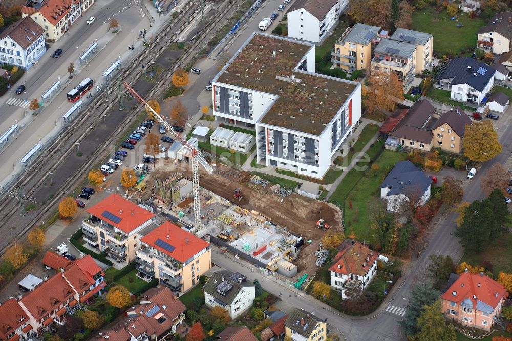 Luftaufnahme Schopfheim - Baustelle der Neubau- Gebäude Dietrich Bonhöffer Haus des ESW, Evangelisches Sozialwerk Wiesental beim Pflegeheim Georg-Reinhardt-Haus in Schopfheim im Bundesland Baden-Württemberg, Deutschland