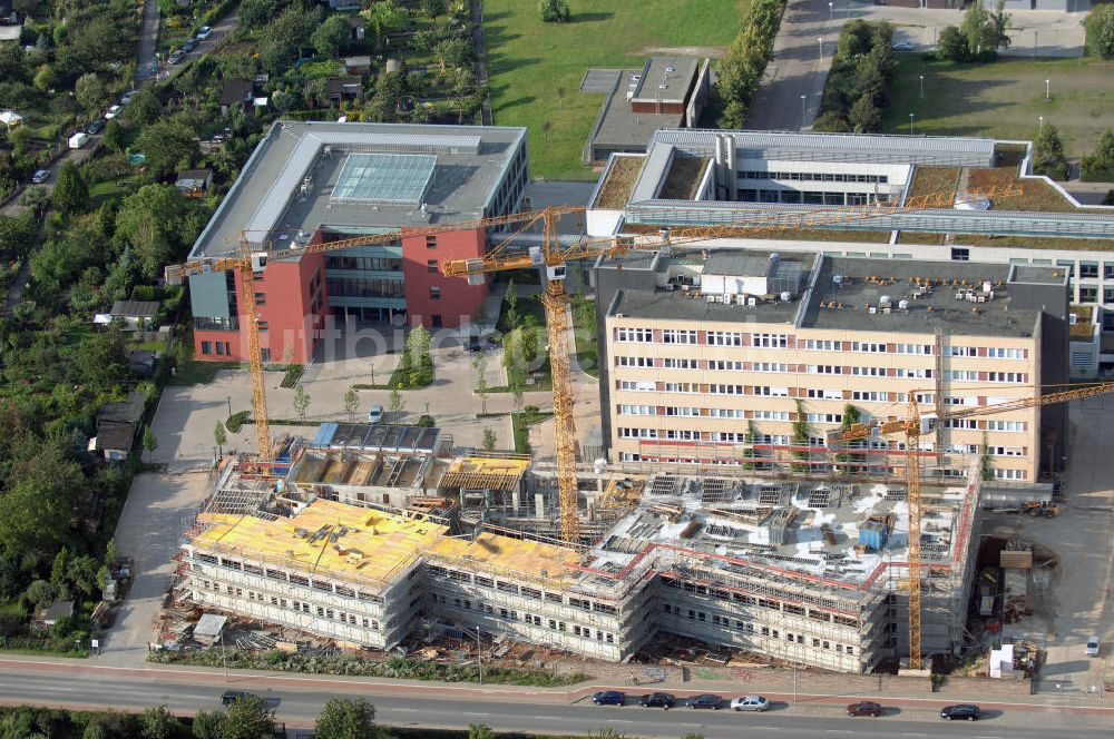 Magdeburg von oben - Baustelle vom Neubau Leibniz-Institut für Neurobiologie in Magdeburg