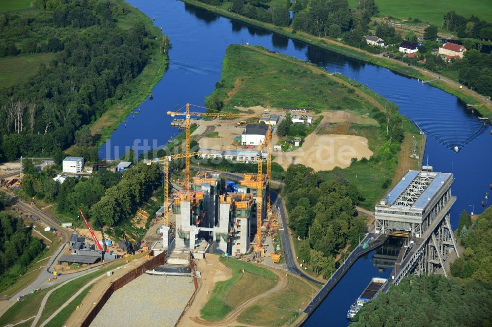 Niederfinow aus der Vogelperspektive: Baustelle vom Neubau des Schiffshebewerk Niederfinow Nord im Bundesland Brandenburg