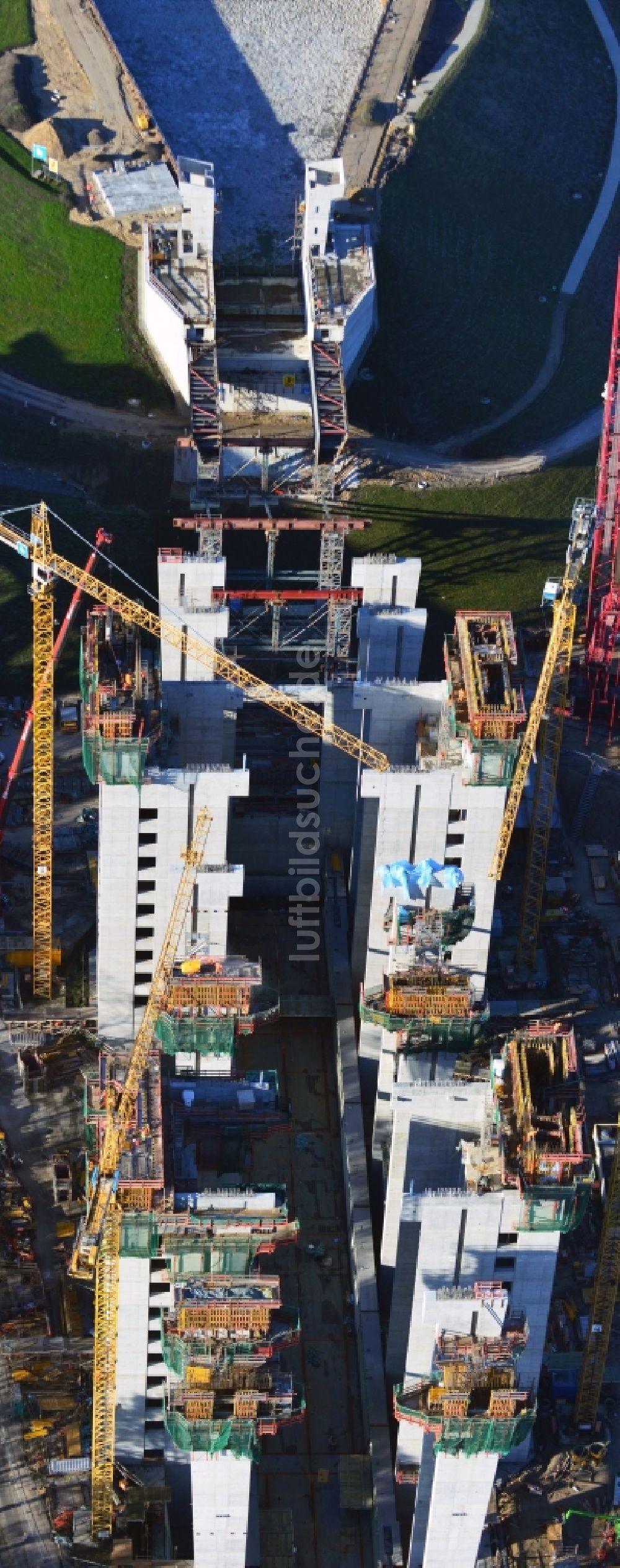 Niederfinow aus der Vogelperspektive: Baustelle vom Neubau des Schiffshebewerk Niederfinow Nord im Bundesland Brandenburg