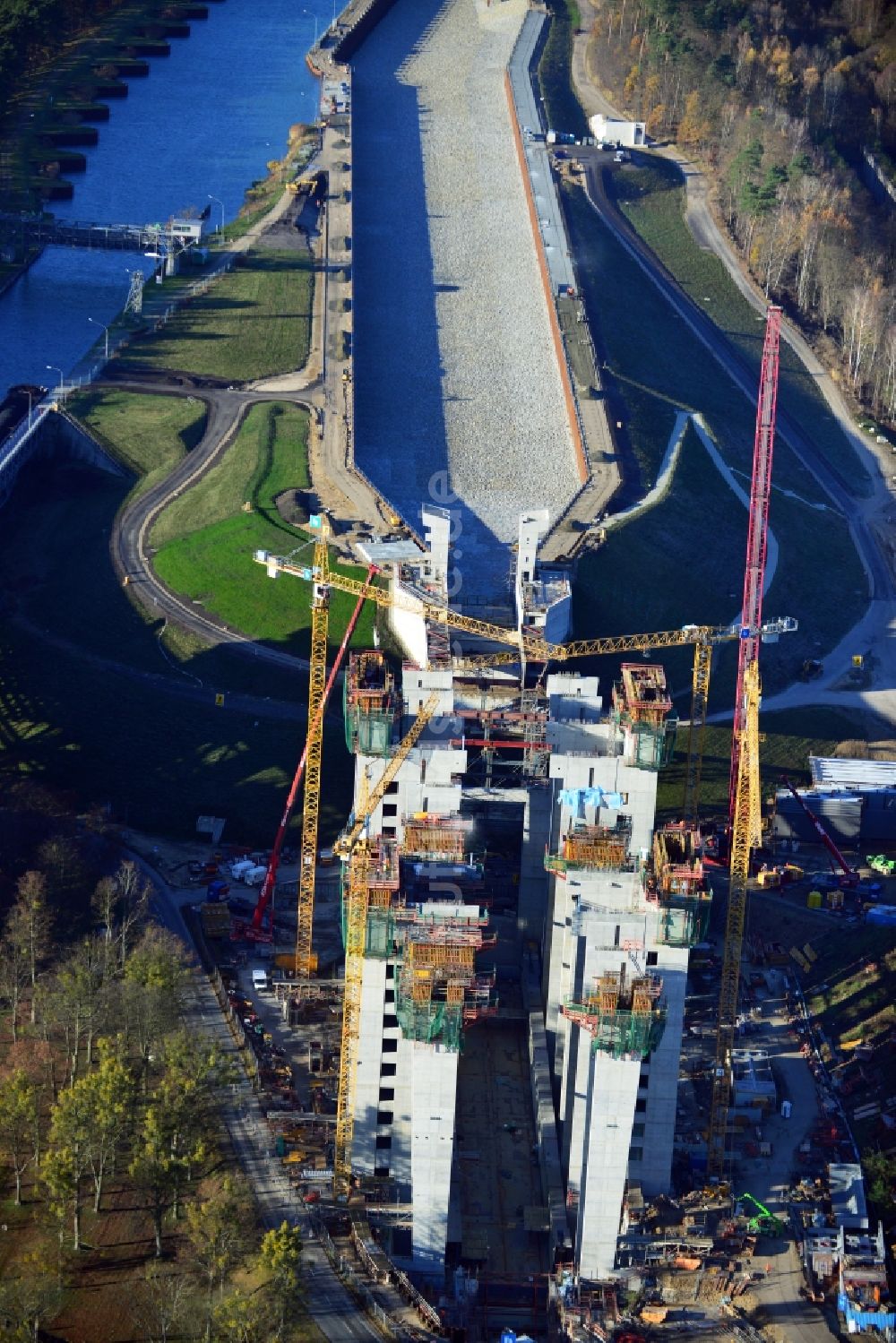 Luftaufnahme Niederfinow - Baustelle vom Neubau des Schiffshebewerk Niederfinow Nord im Bundesland Brandenburg