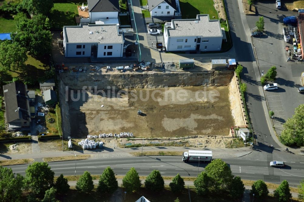 Luftbild Stahnsdorf - Baustelle vom Neubau eines Seniorenzentrums in Stahnsdorf im Bundesland Brandenburg, Deutschland