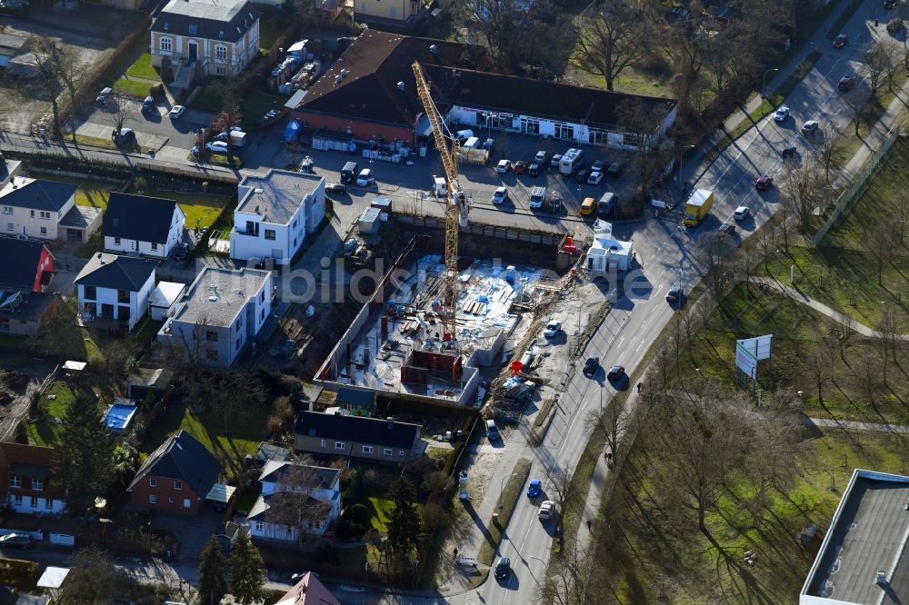 Luftaufnahme Stahnsdorf - Baustelle vom Neubau eines Seniorenzentrums in Stahnsdorf im Bundesland Brandenburg, Deutschland