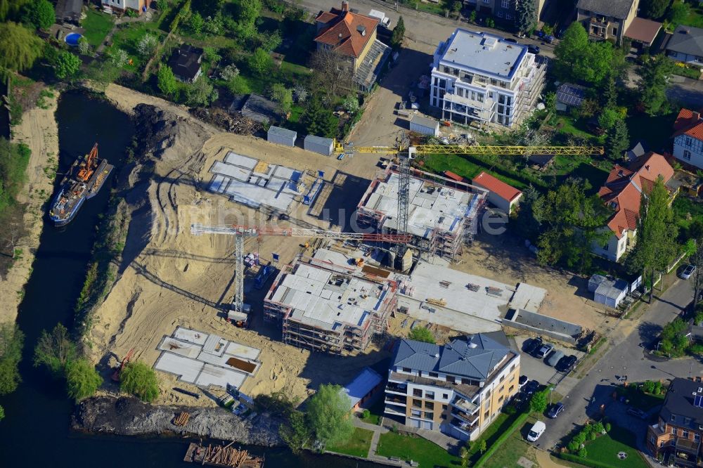 Luftbild Berlin, Köpenick - Baustelle Neubau Stadtvillen- Mehrfamilienhaus Ensemble im Bezirk Treptow-Köpenick in Berlin