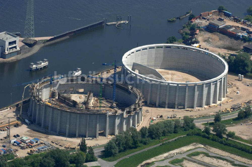 Hamburg aus der Vogelperspektive: Baustelle vom Neubau Steinkohlekraftwerk Moorburg an der Elbe in Hamburg