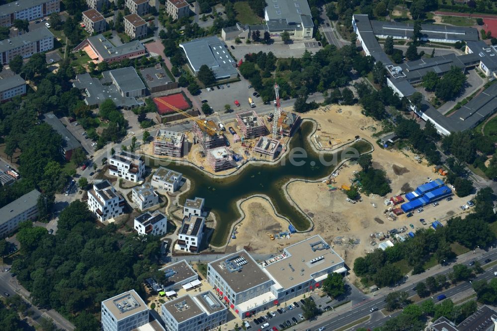 Luftaufnahme Berlin - Baustelle Neubau Wohnanlage Fünf Morgen Dahlem Urban Village der STOFANEL Gruppe in Berlin - Dahlem