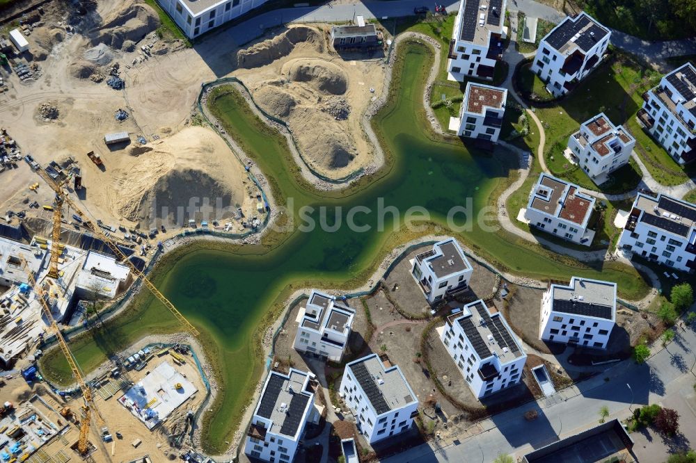 Luftbild Berlin - Baustelle Neubau Wohnanlage Fünf Morgen Dahlem Urban Village der STOFANEL Gruppe in Berlin - Dahlem