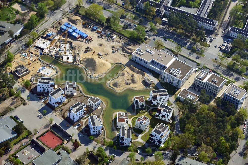 Berlin von oben - Baustelle Neubau Wohnanlage Fünf Morgen Dahlem Urban Village der STOFANEL Gruppe in Berlin - Dahlem